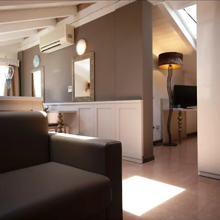 Hotel Lady Mary Milano Marittima Exterior photo